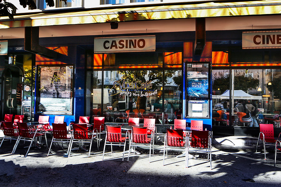 colloque, Café-Bar du Casino à Martigny
