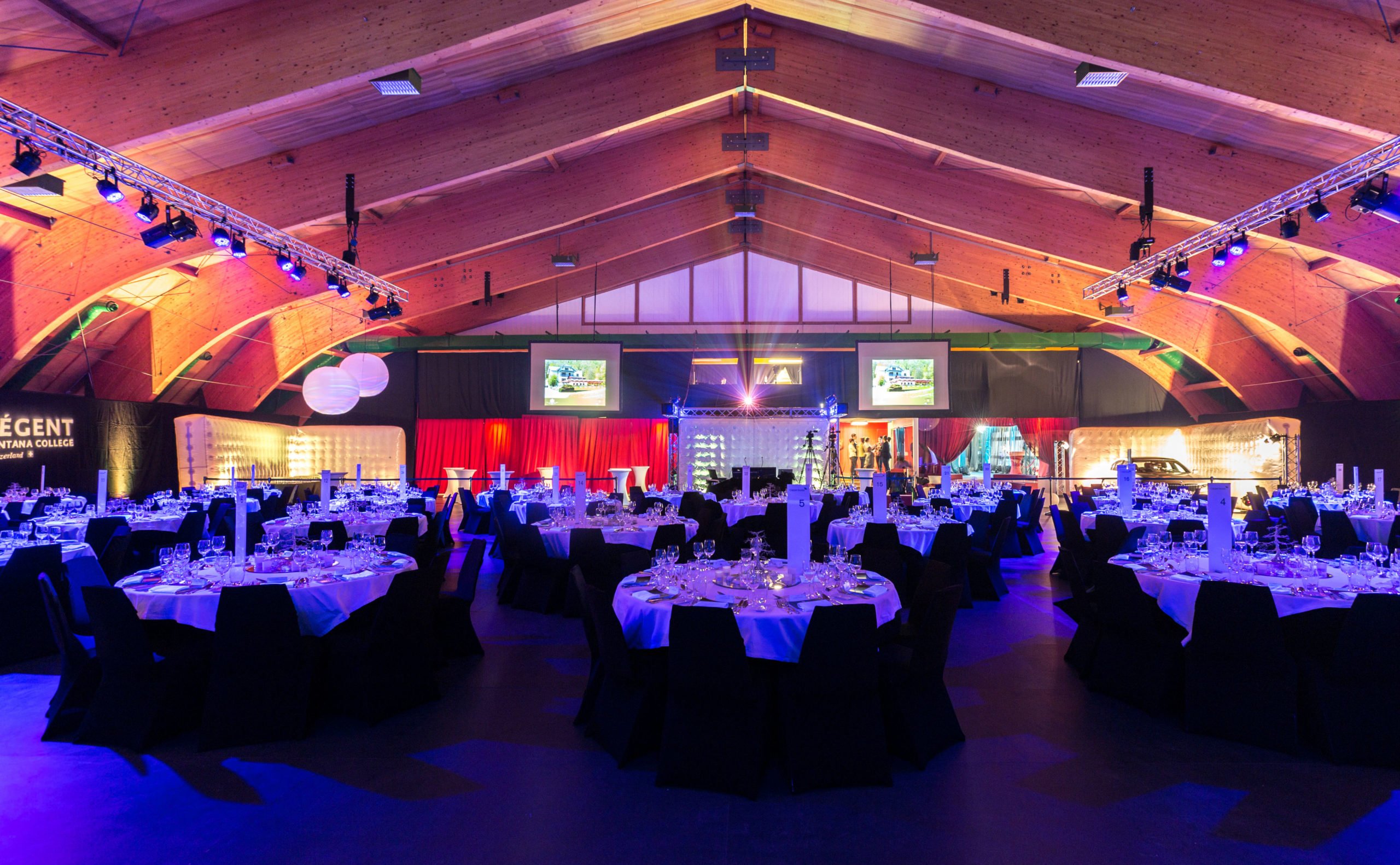 Centre De Congres Le Regent Crans Montana Banquet Ret.jpg