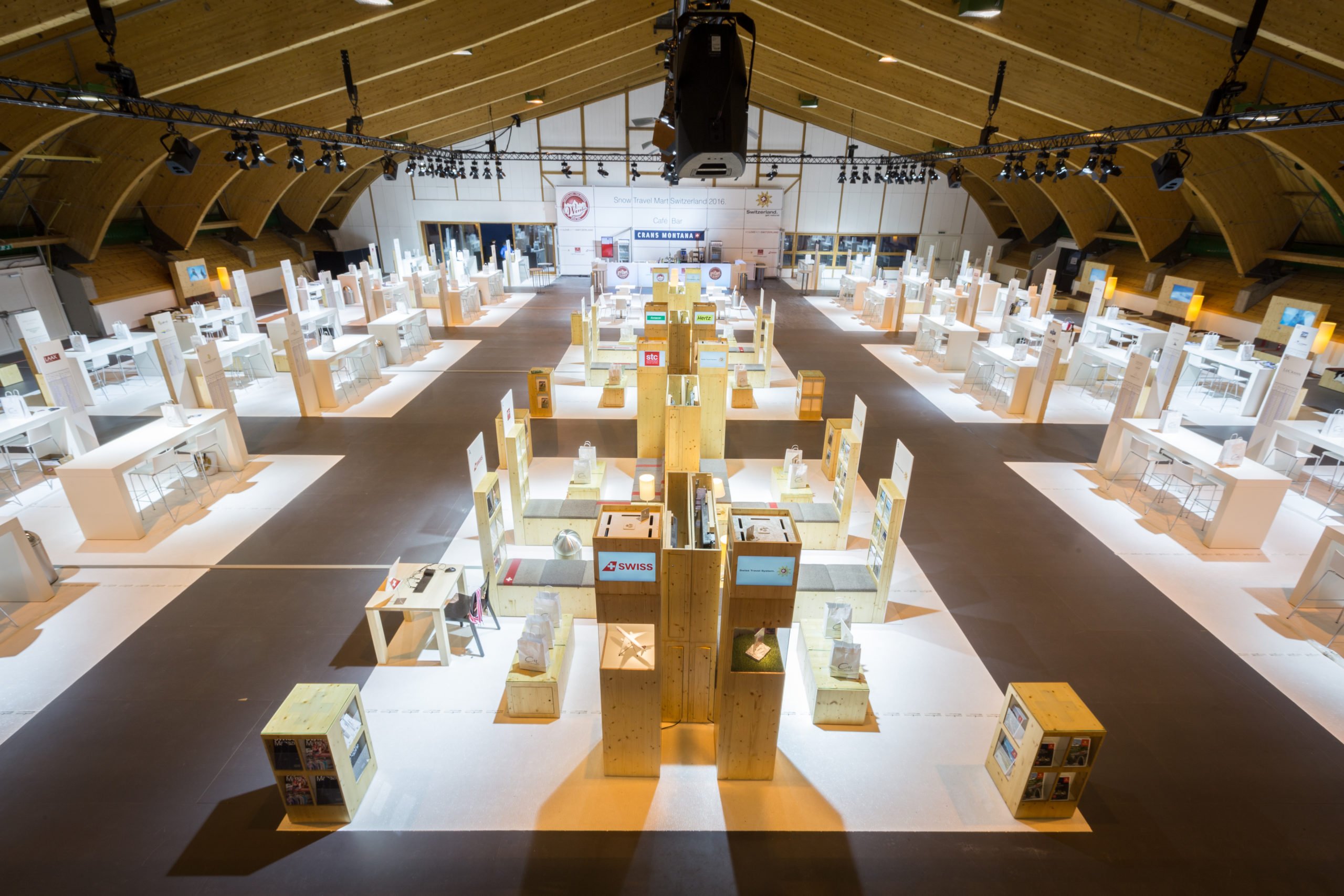 Centre De Congres Le Regent Crans Montana Expo.jpg
