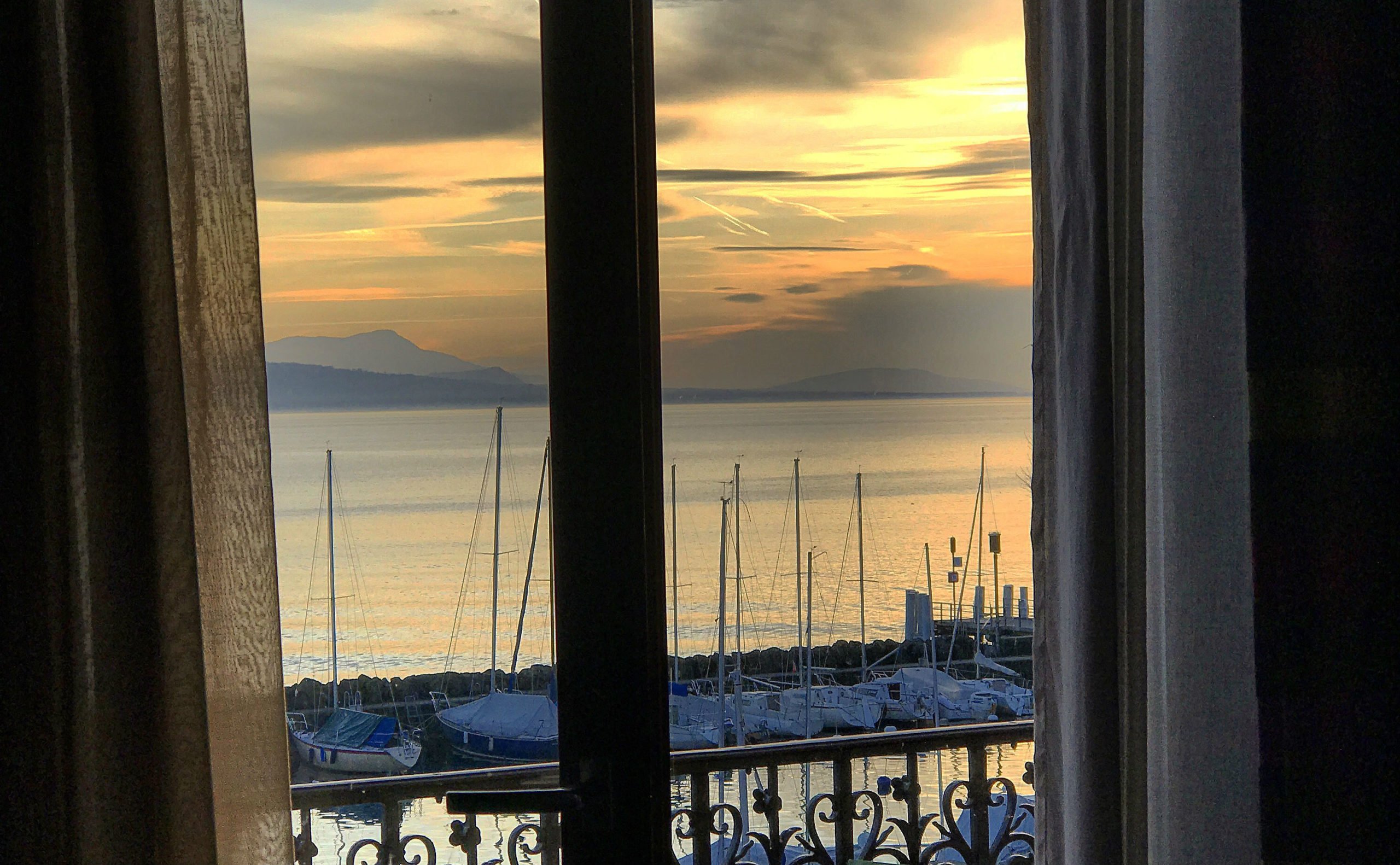 Hotel Le Rivage Lutry Balcon Fev17 1 Ret.jpg