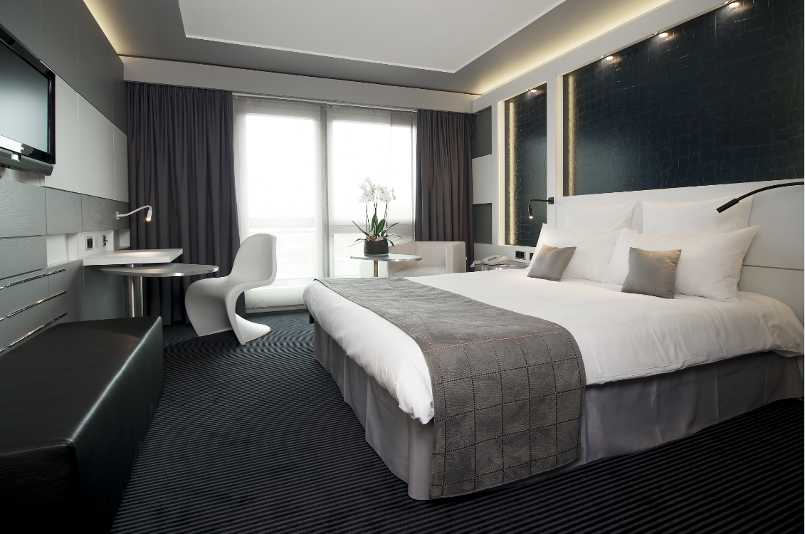 Mercure Hotel Plaza Superior Business Room.png