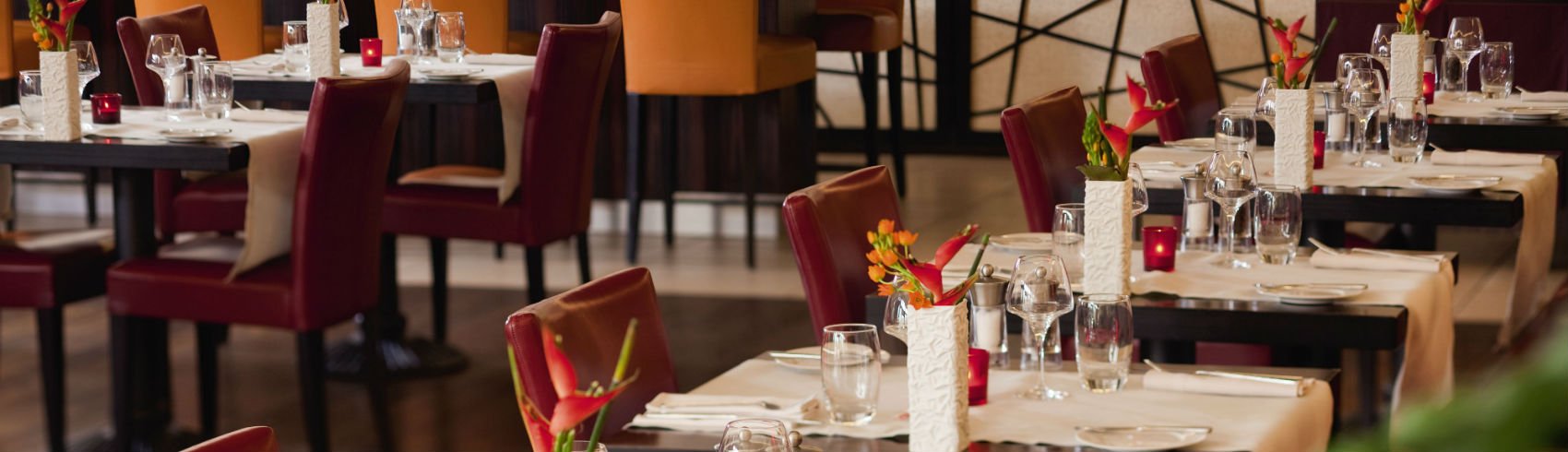 Moevenpick Hotel Casino Geneva Restaurant.jpg