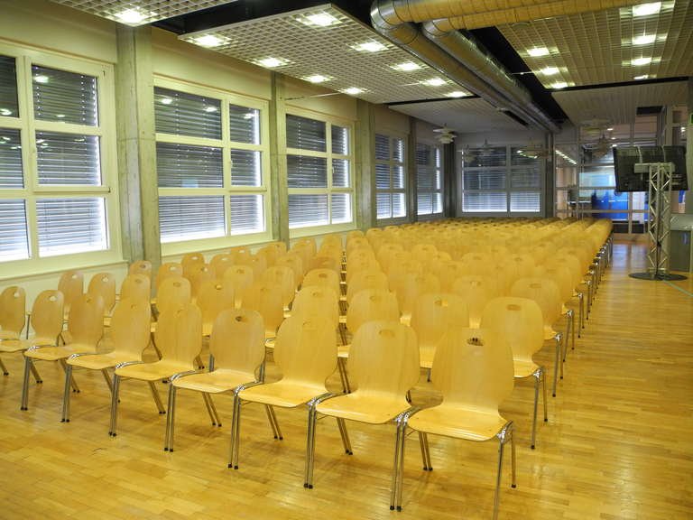 Grande Salle Forum Fribourg.jpg