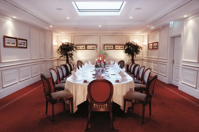 Hotel Royal Eaux Vives
