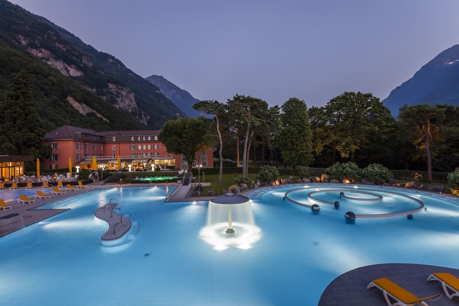 Les Bains De Lavey Louer Salle Vue Générale Bains