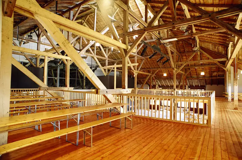 Lieu événementiel Jura Halle Marché Concours Saignelégier