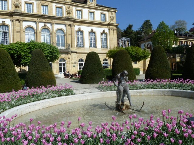Neuchatel Hotel Dupeyrou Exterieur Avec Batisse.jpg