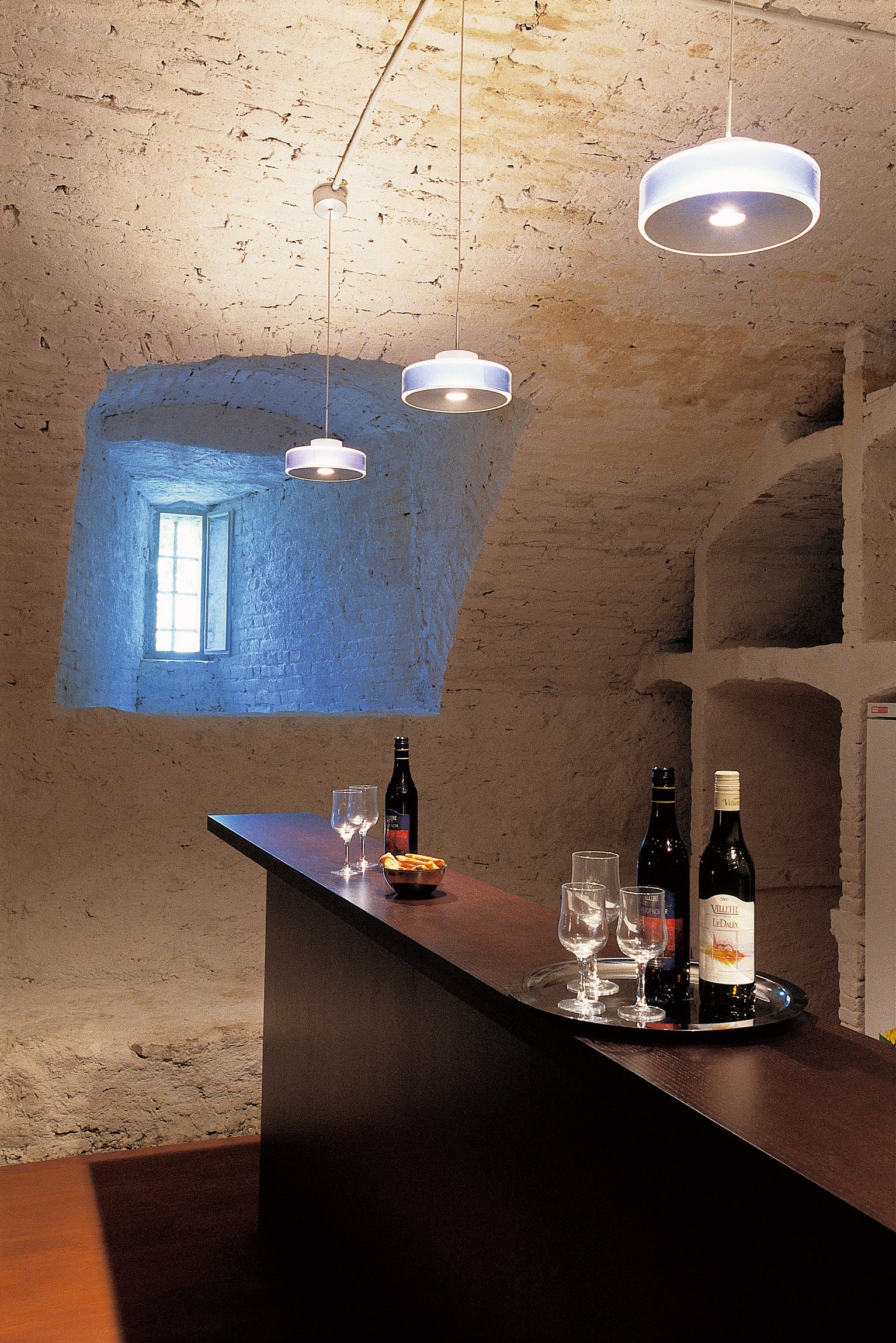 Oron Bar.jpg