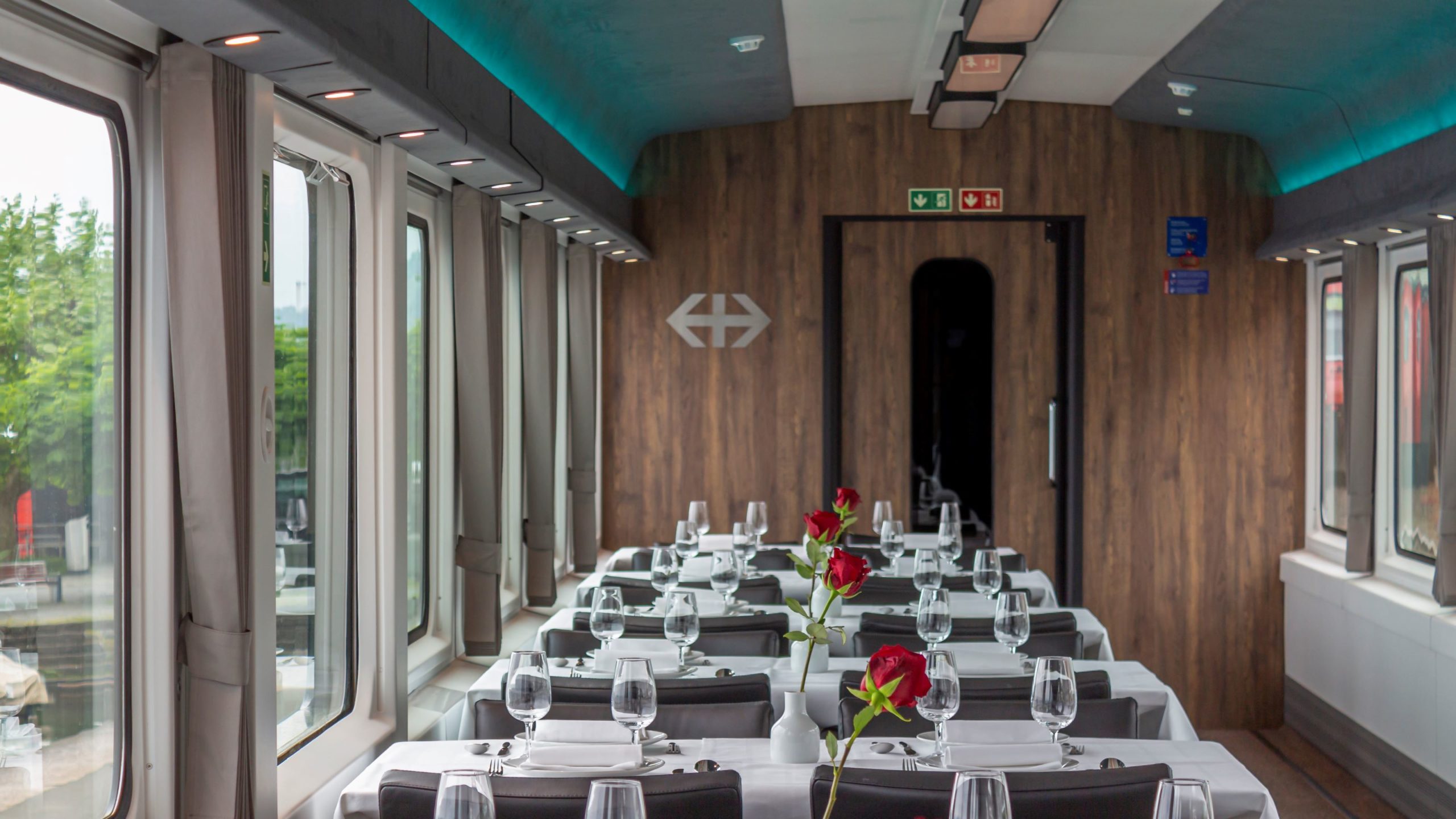 Reunion Salon Suisse Railaway.jpg