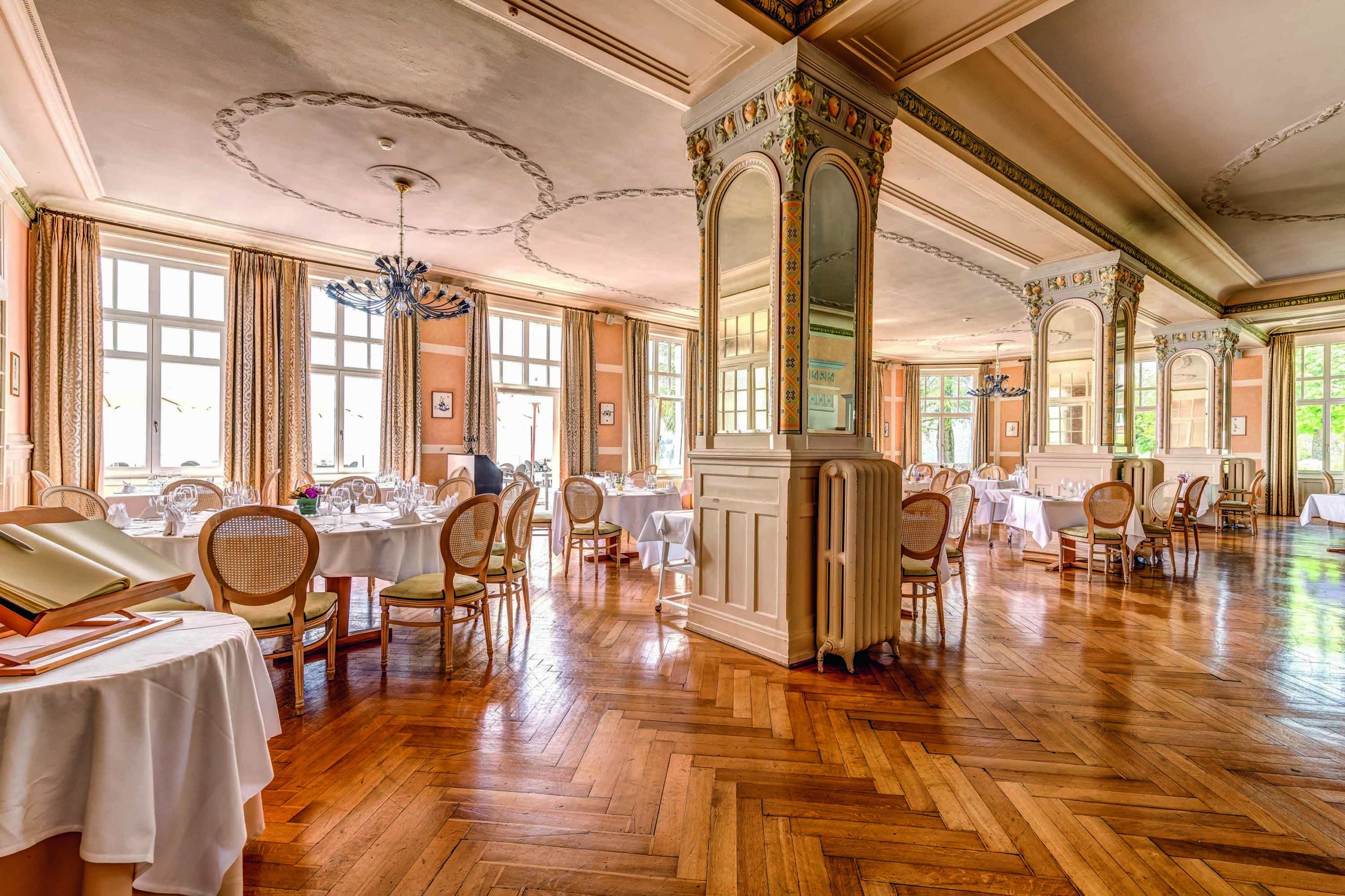 Salle A Louer Grand Hotel Des Rasses Ste Croix.jpg
