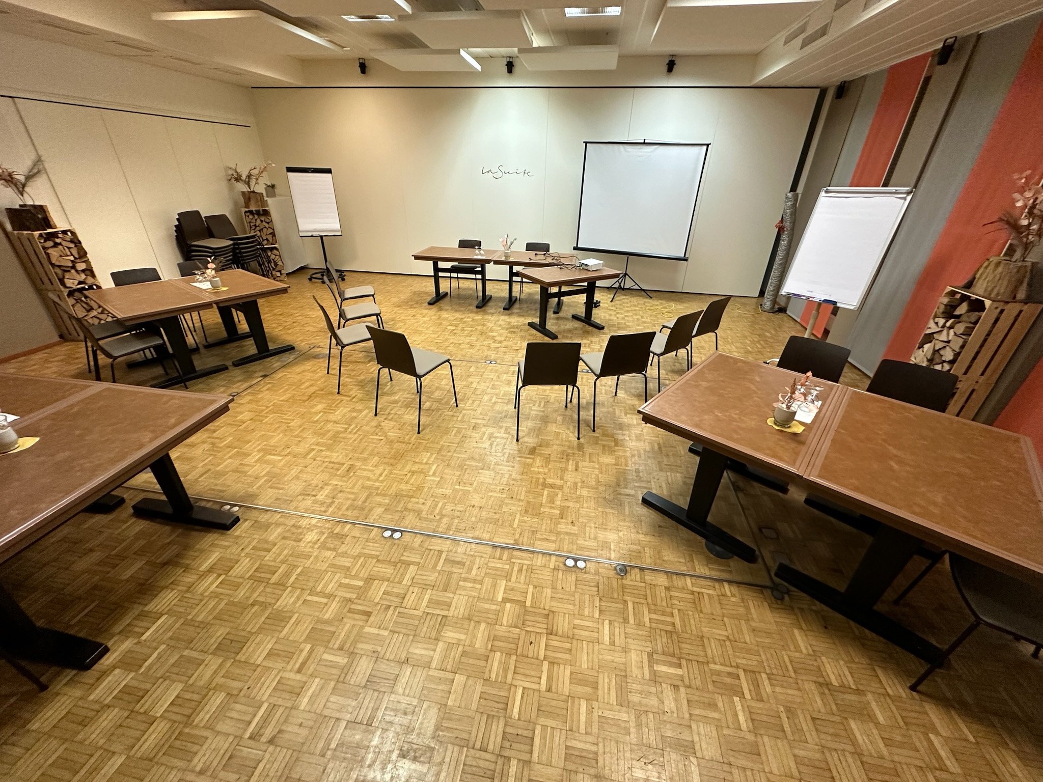Salle A Louer A Payerne La Suite.jpg