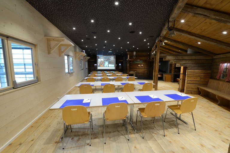 Salle De Seance Forum Fribourg.jpg