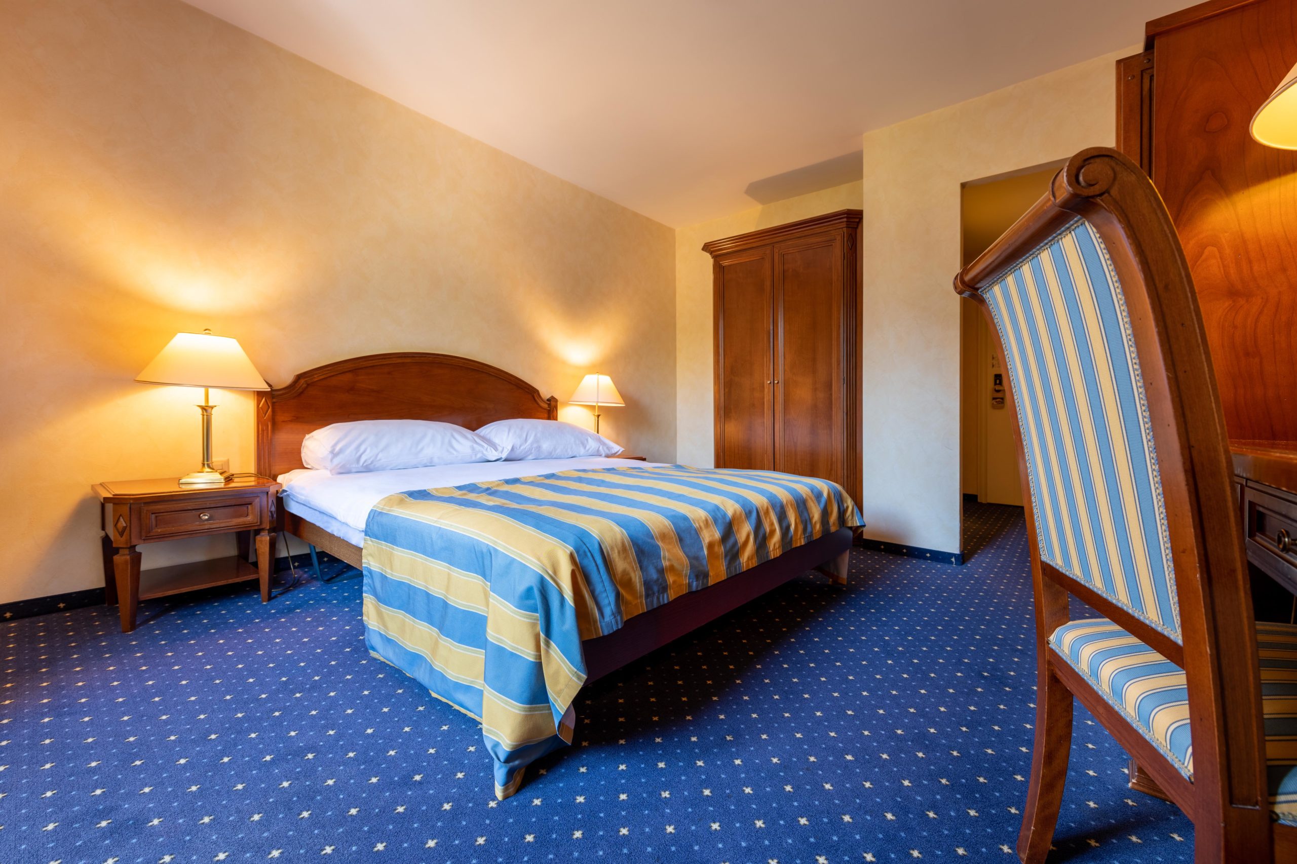 Salle De Seminaire Yverdon Grand Hotel Des Bains.jpg