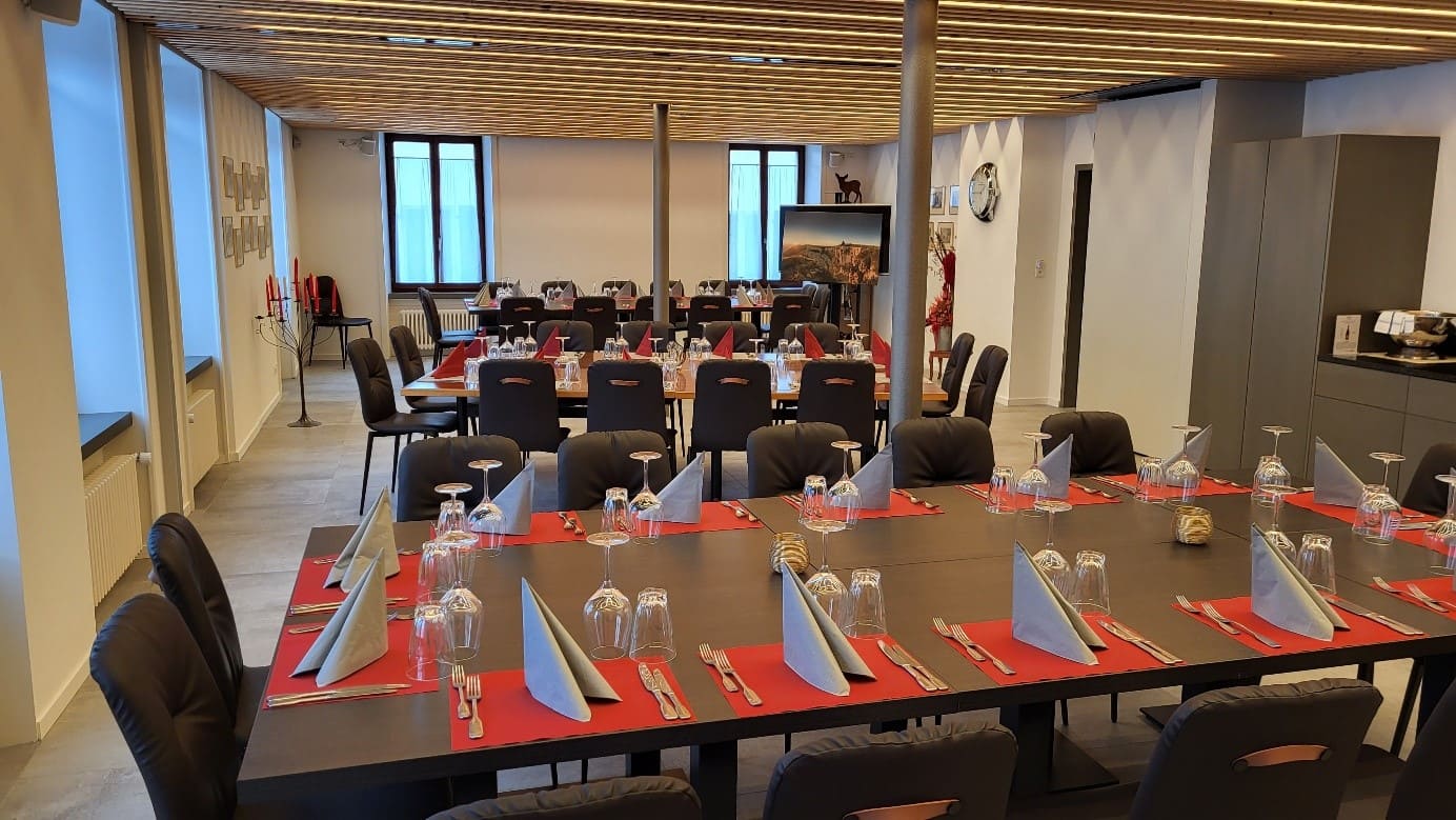 Meeting Auberge De Noiraigue Val De Travers