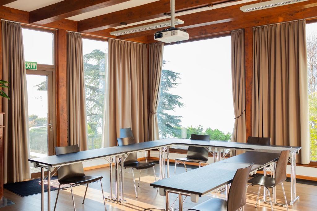 Salle De Seminaire Baron Tavernier Puidoux