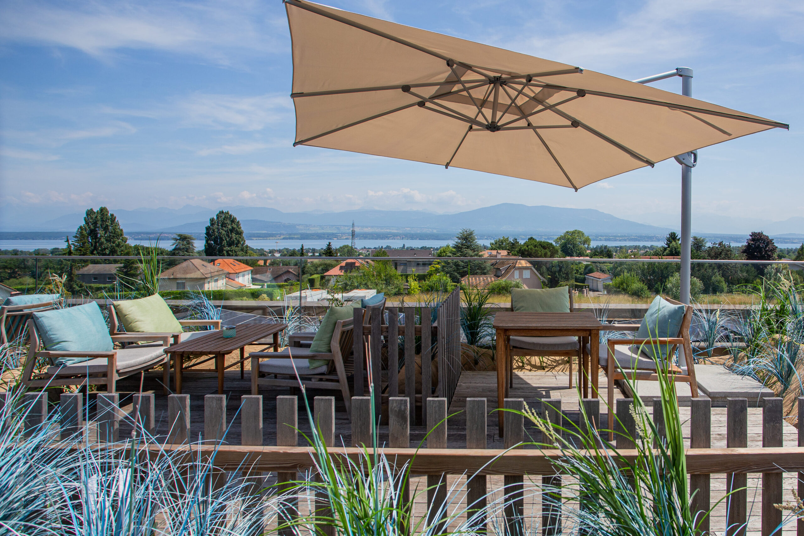 Yotel Geneva Lake Rooftop