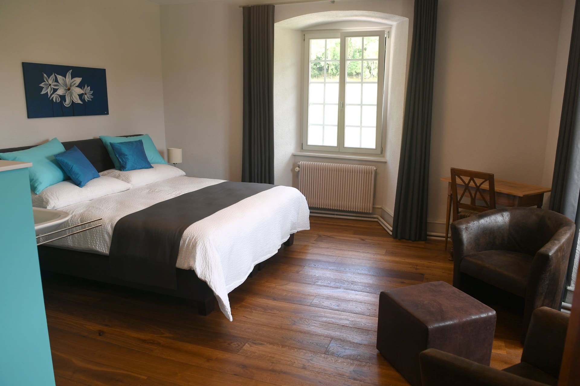 Auberge De Bellelay Hotel De L Ours Saicourt Chambre6