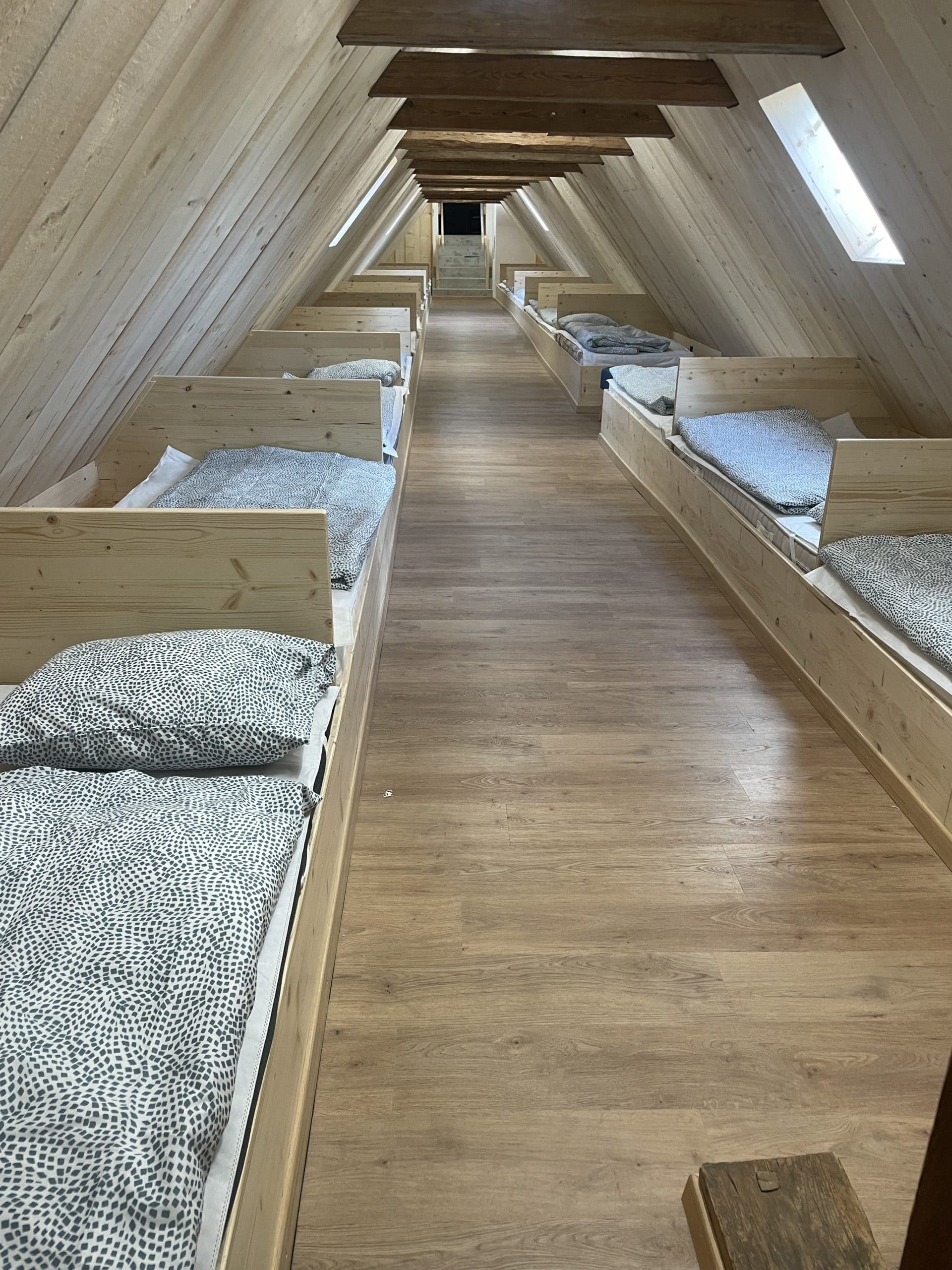 Auberge De Bellelay Hotel De L Ours Saicourt Dortoir