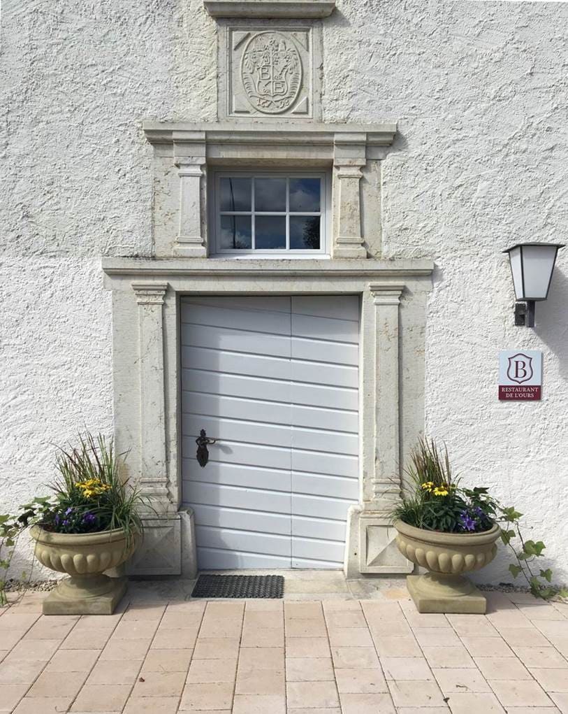 Auberge De Bellelay Hotel De L Ours Saicourt Entree