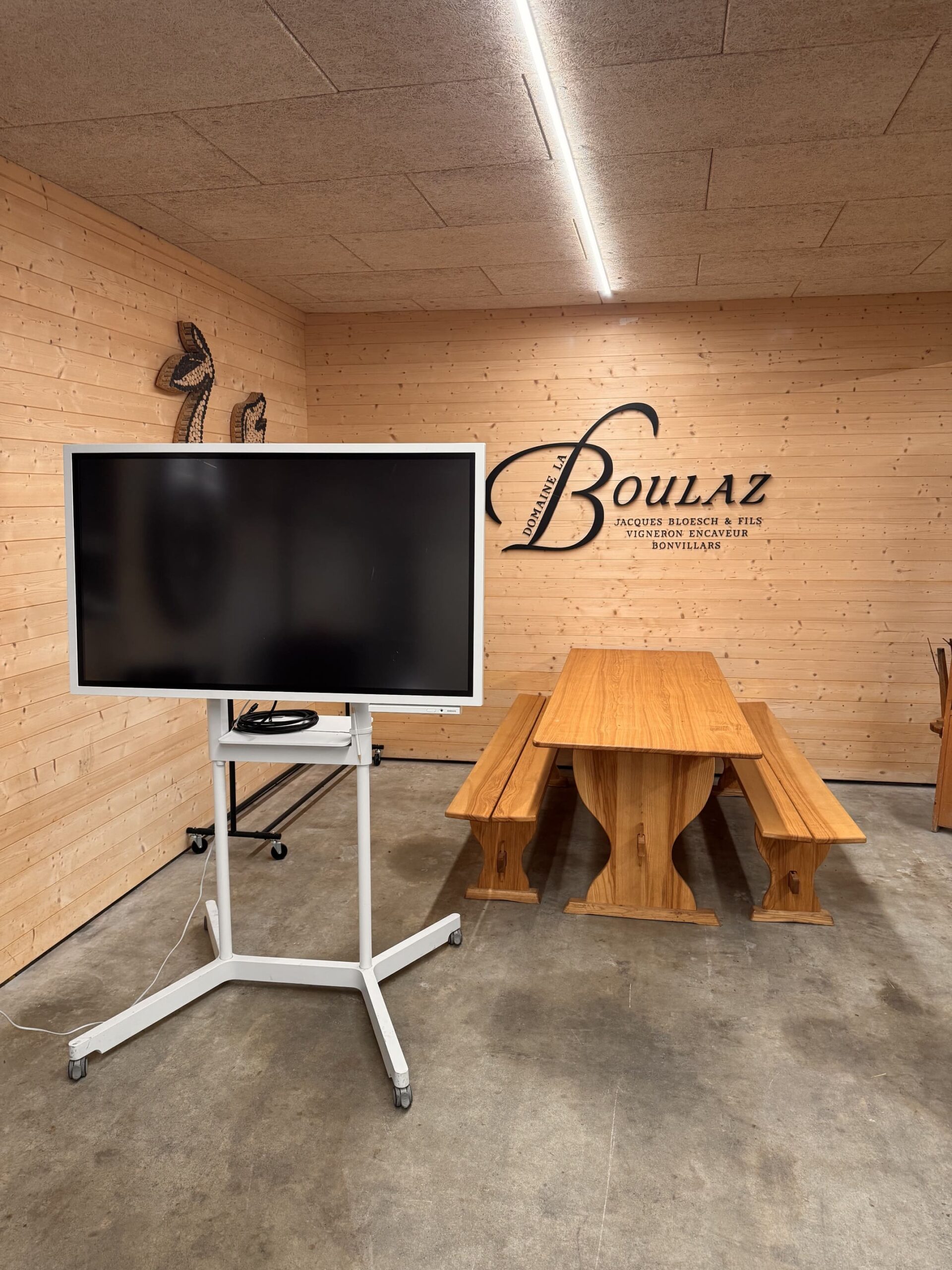 Caveau à Louer Bonvillars Caveau Des Frères Bloesch Domaine La Boulaz Sa